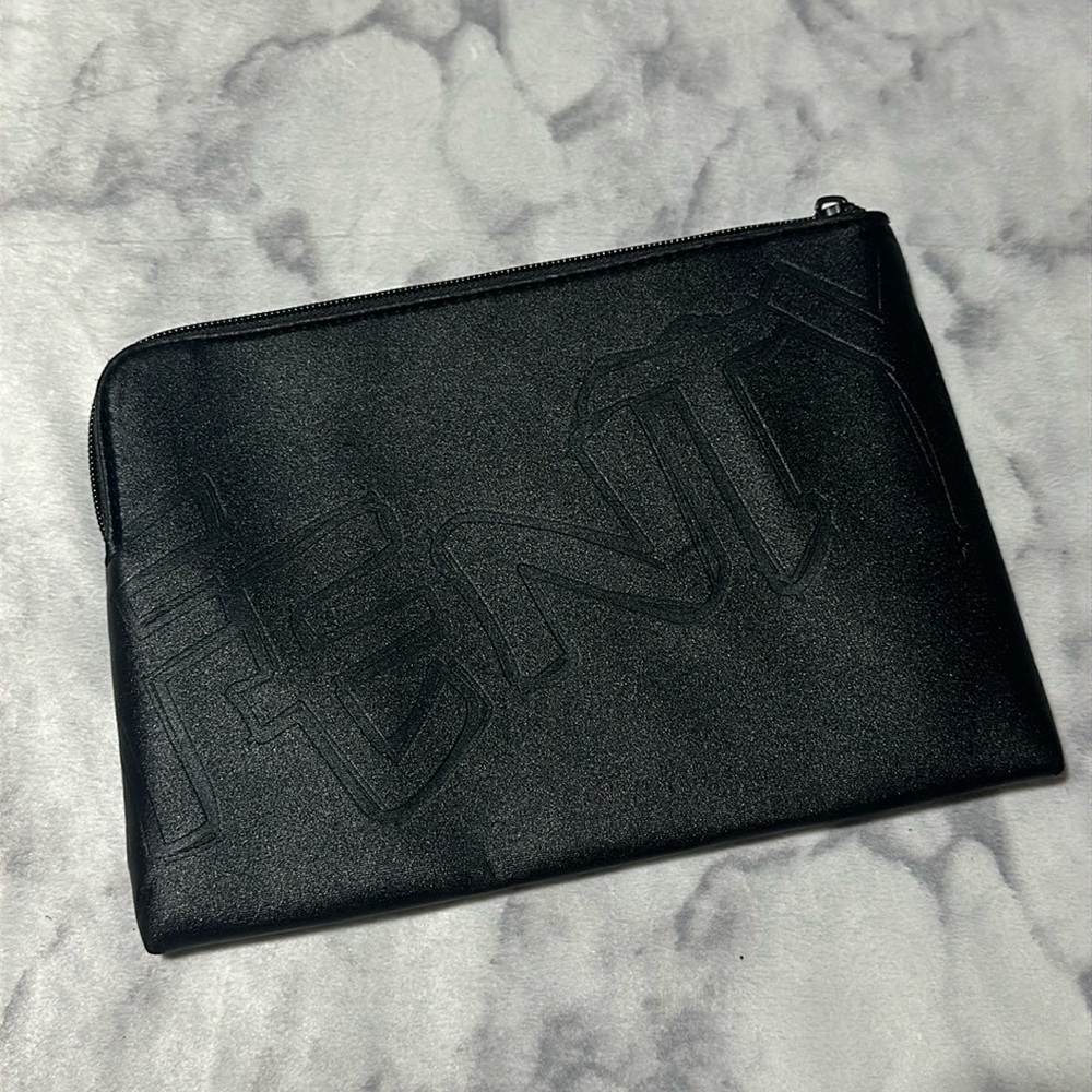 FENTY BEAUTY Bag